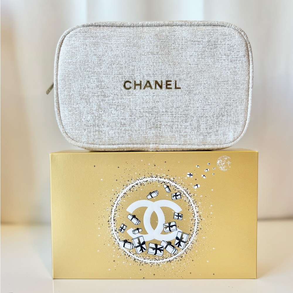 Chanel Beauty White Iridescent Makeup Bag Cosmetic Pouch Logo Clutch
